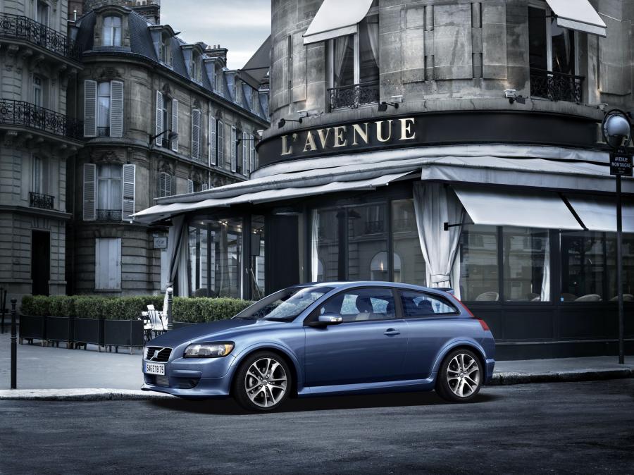 Volvo C30 2009 года  (фото 45 из 92)